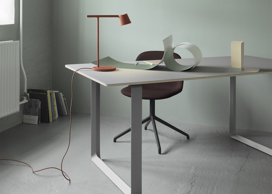 70/70 Table Black / 170 x 85cm / White
