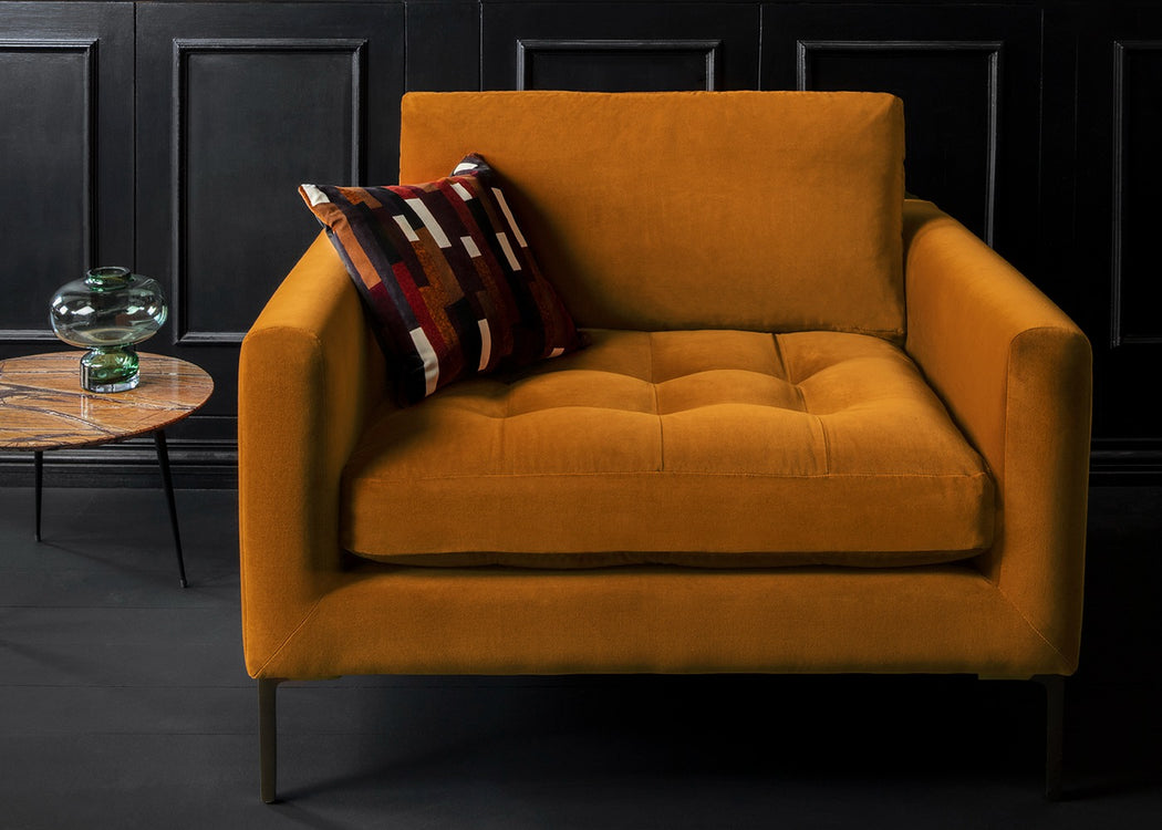Eton Loveseat Boucle Fern / Black