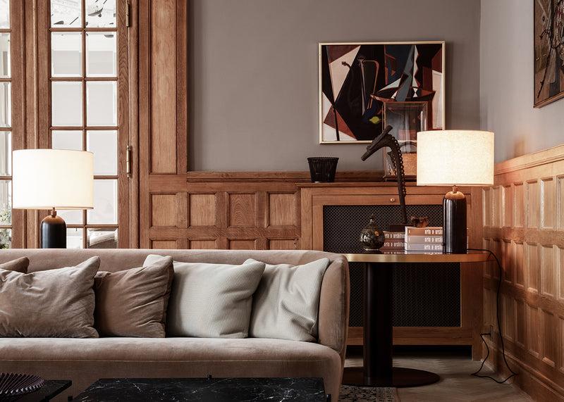 Gravity Table Lamp Small / Blackened Steel / Canvas