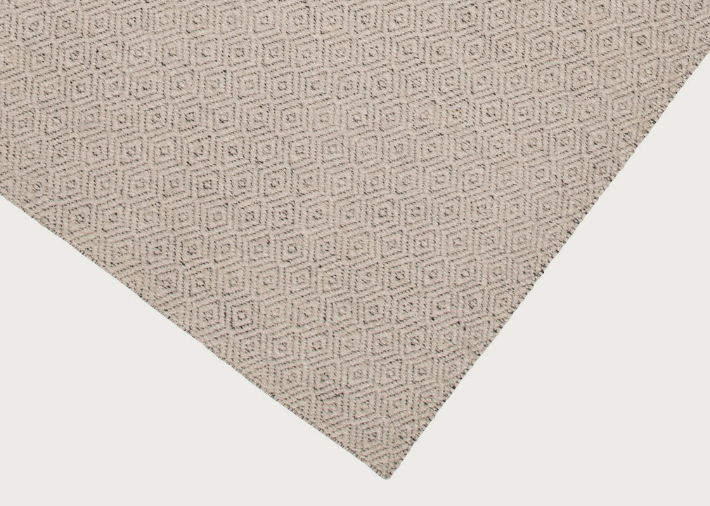 Nyoko Rug Grey 140cm x 200cm