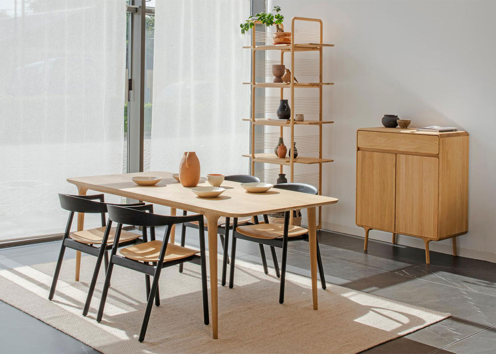 Fawn Dining Table Natural Oiled Walnut / 160cm x 90cm