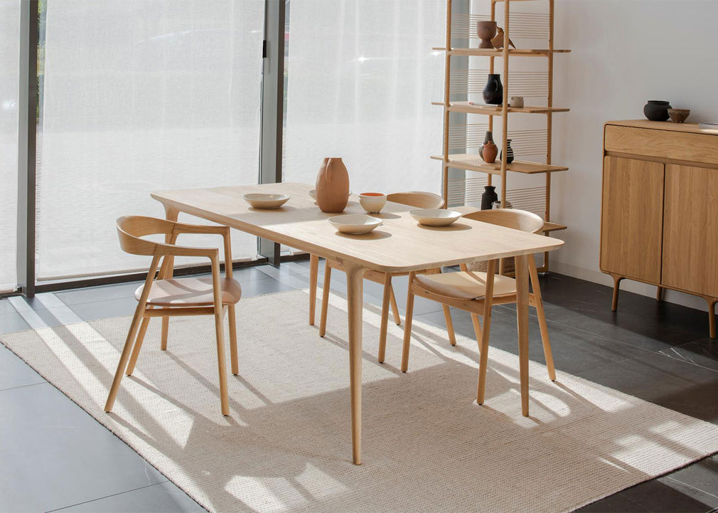 Fawn Dining Table Natural Oiled Walnut / 160cm x 90cm