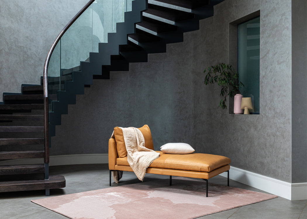Matera Chaise Lounge Daino Leather Elephant / Black