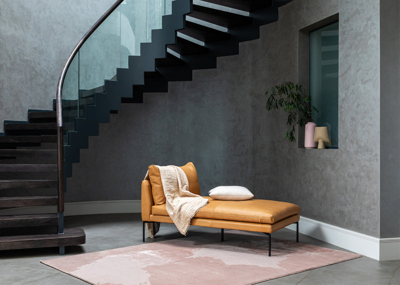 Matera Chaise Lounge Daino Leather Elephant / Black