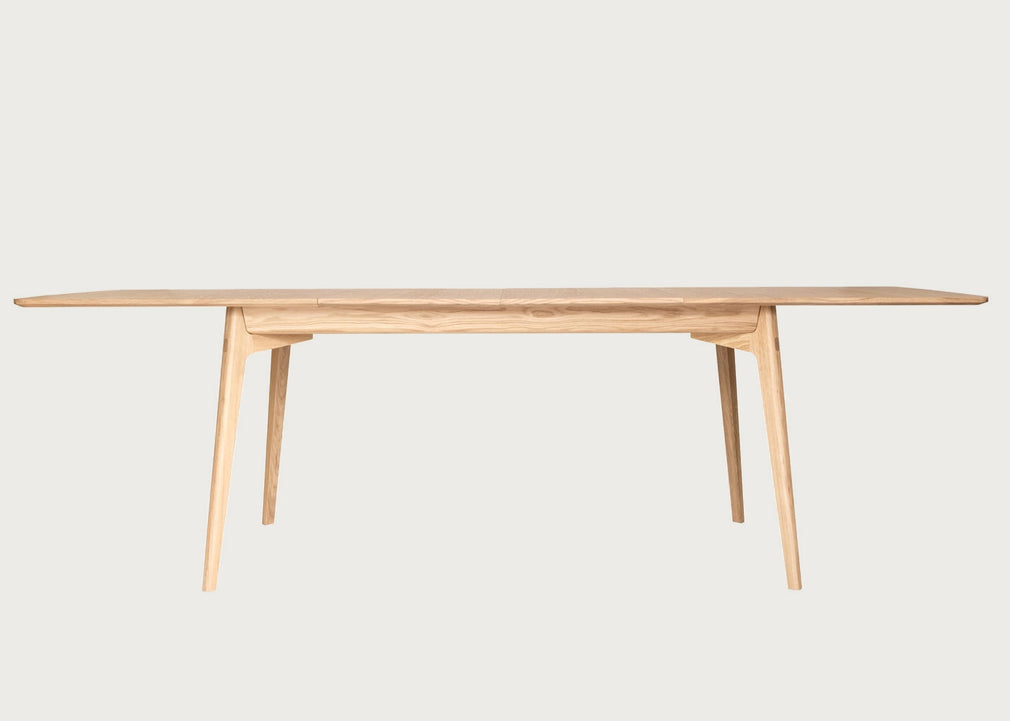 Dulwich Extending Dining Table Oak / 158cm