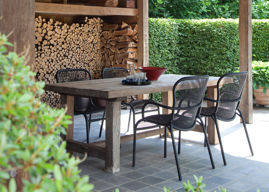 Loop Outdoor Dining Chair Black