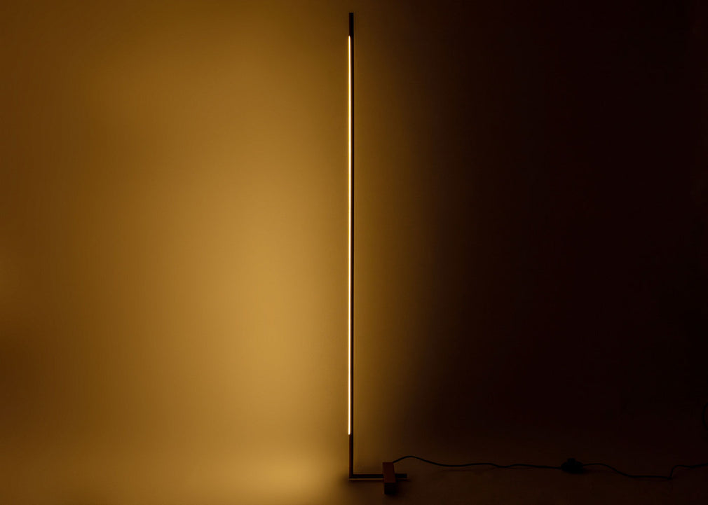 Saber LED Floor Lamp Gold