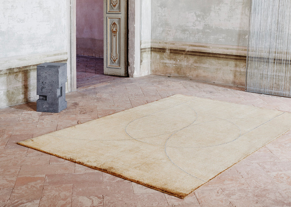 Circulus Rug Gold 140cm x 200cm