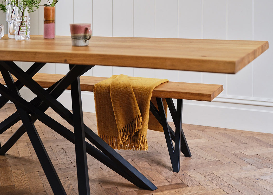Bespoke Dining Bench Vienna Blonde Oiled Oak / 160cm / Natural Edge