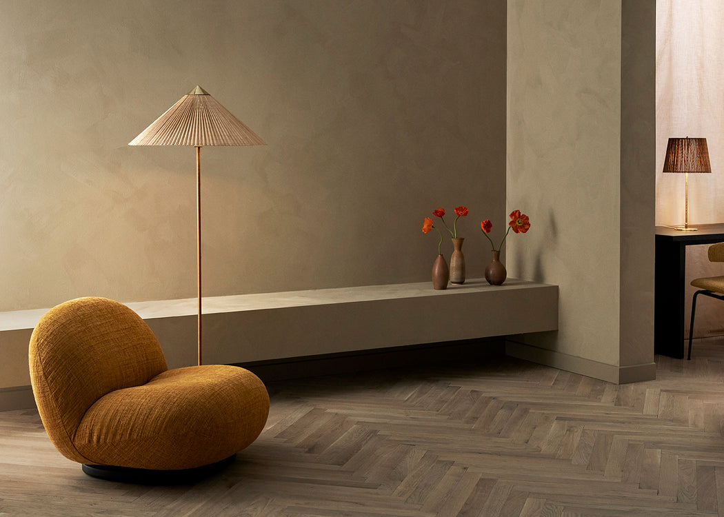 9602 Floor Lamp Brass & Canvas