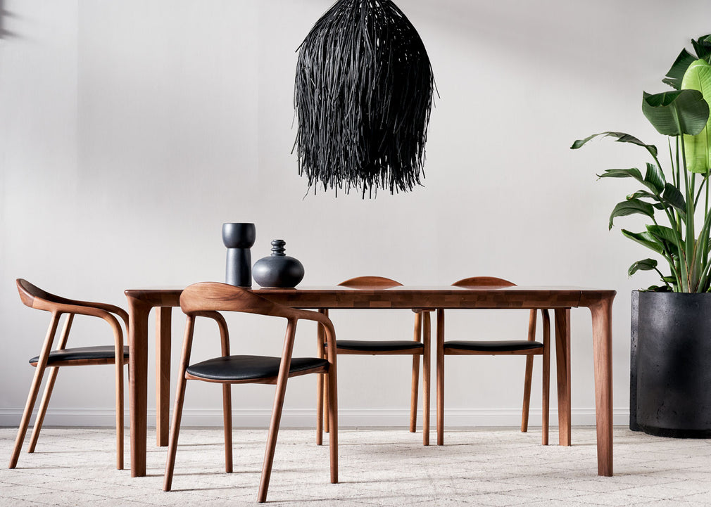 Tara Extending Dining Table 160cm + 1x 55cm extension / Oak
