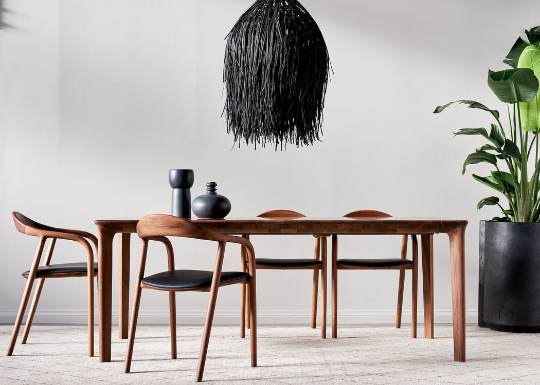 Tara Extending Dining Table 160cm + 1x 55cm extension / Oak