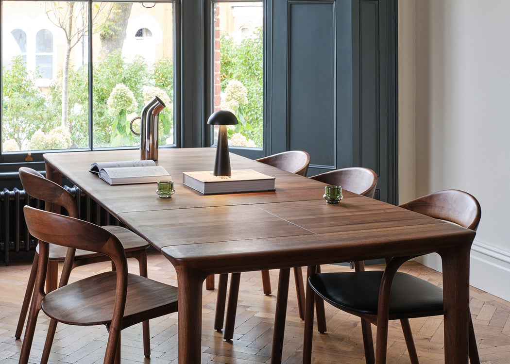 Neva Light Chair Natural Oiled Walnut / Zenith Leather Black 9024