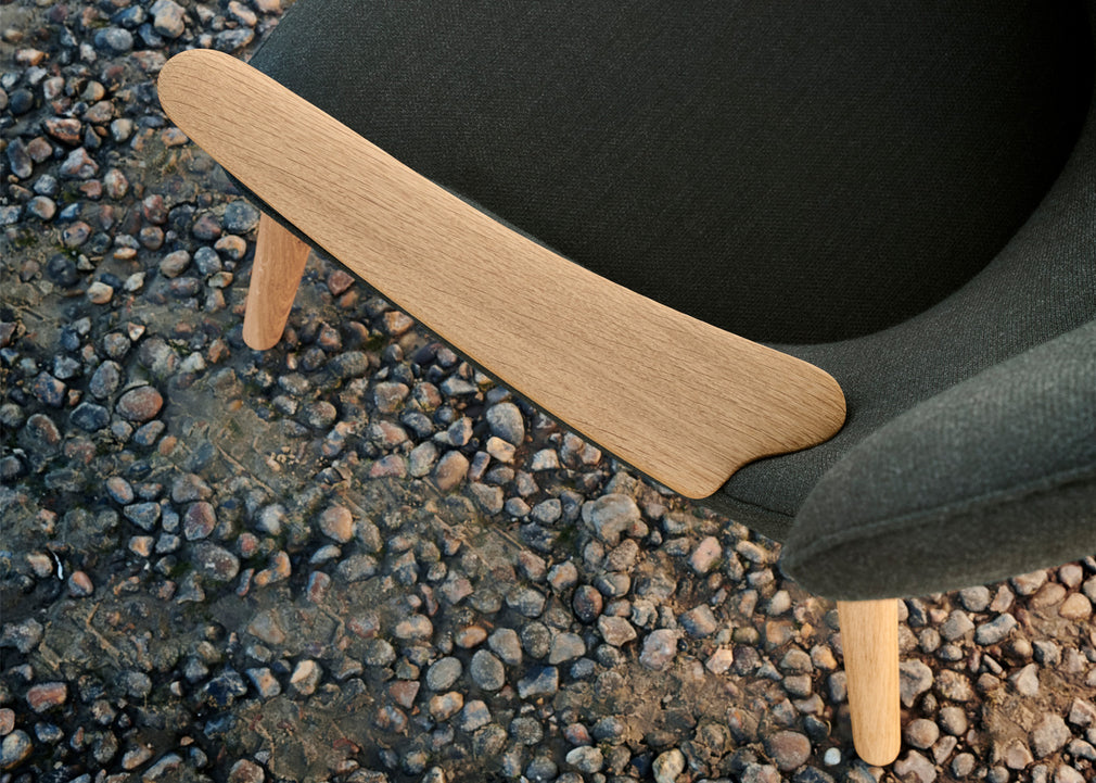 CH78 Lounge Chair with head rest Kvadrat Fiord Light Grey 151