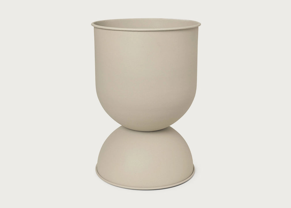 Hourglass Plant Pot Black / Extra Small
