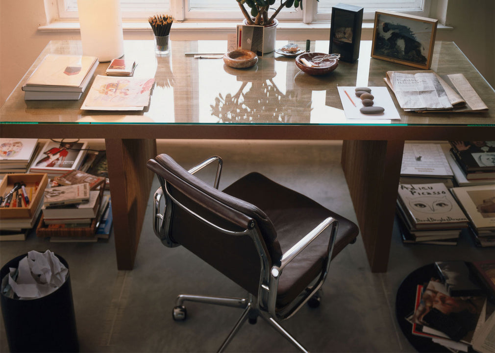 Eames EA219 Soft Pad Office Swivel Chair Premium Leather Nero 66