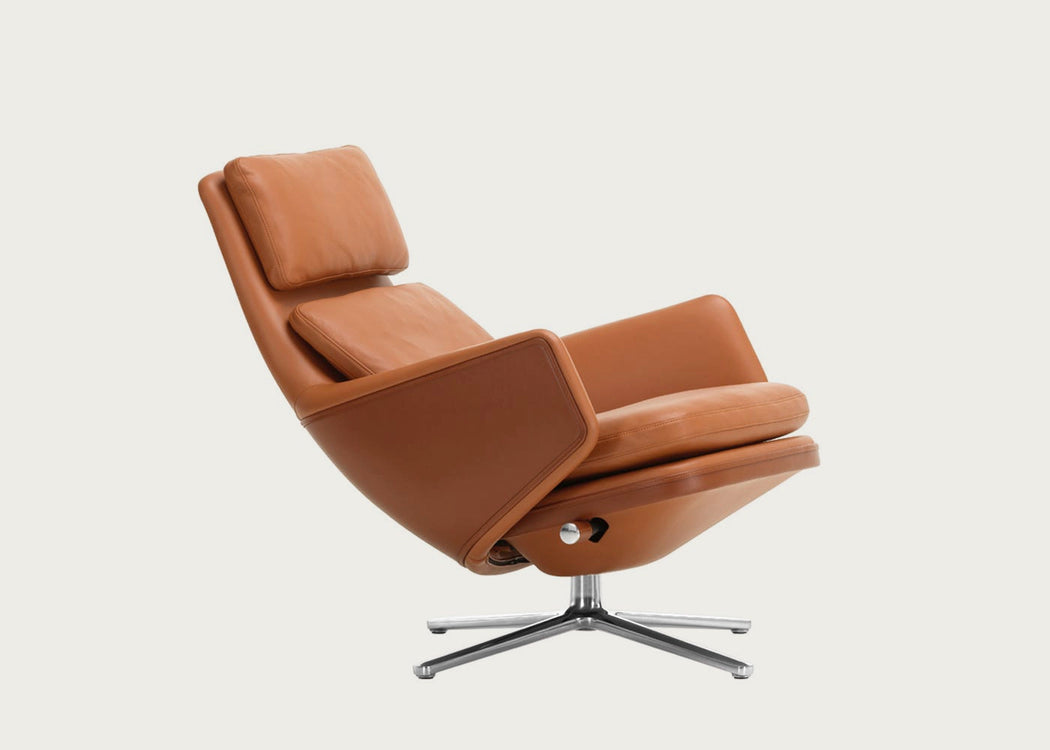 Grand Relax Chair Polished Aluminium / Premium Leather Cognac 97