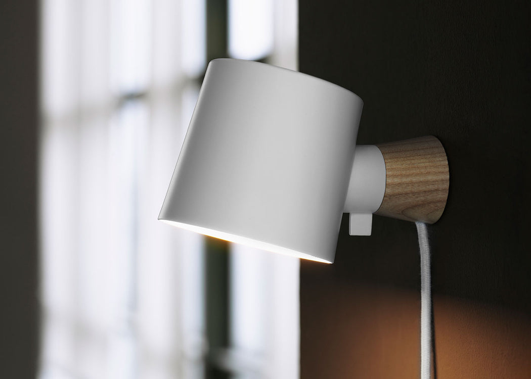 Rise Plug-in Wall Light White