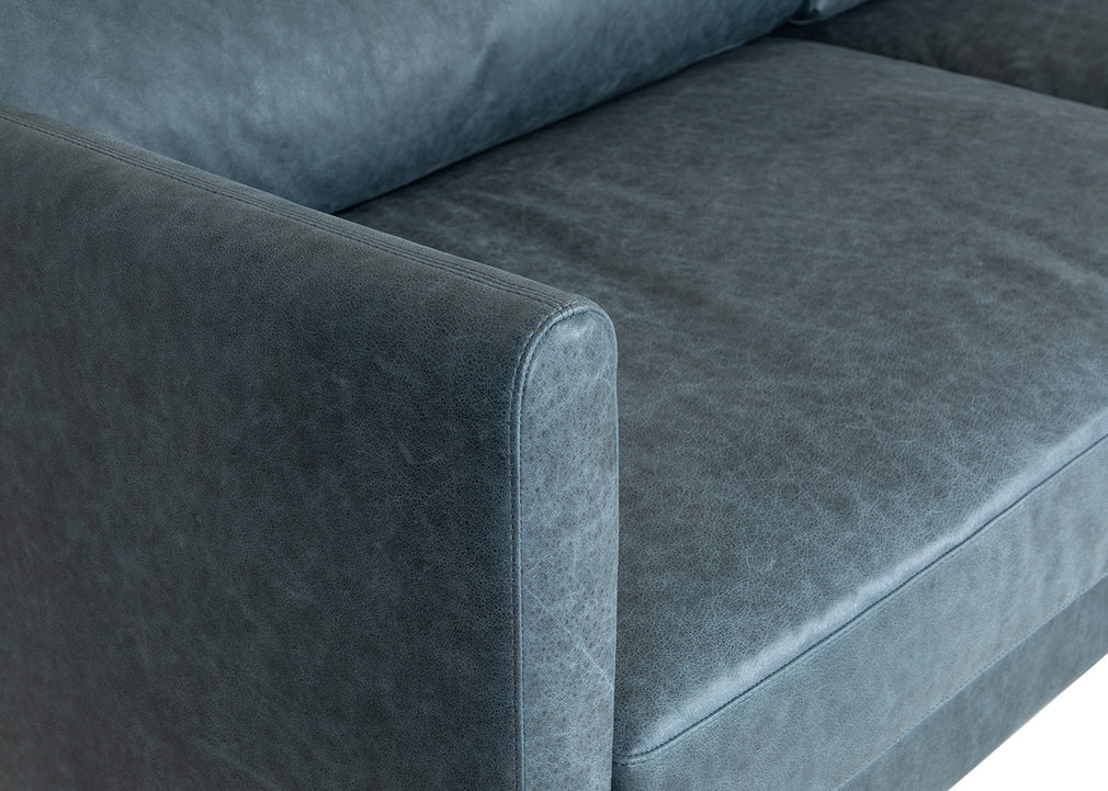 Altamura 2 Seater Sofa Old England Leather Blue / Black