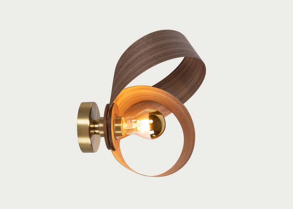 Verso Wall Light Oak