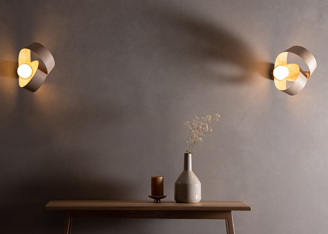 Verso Wall Light Oak