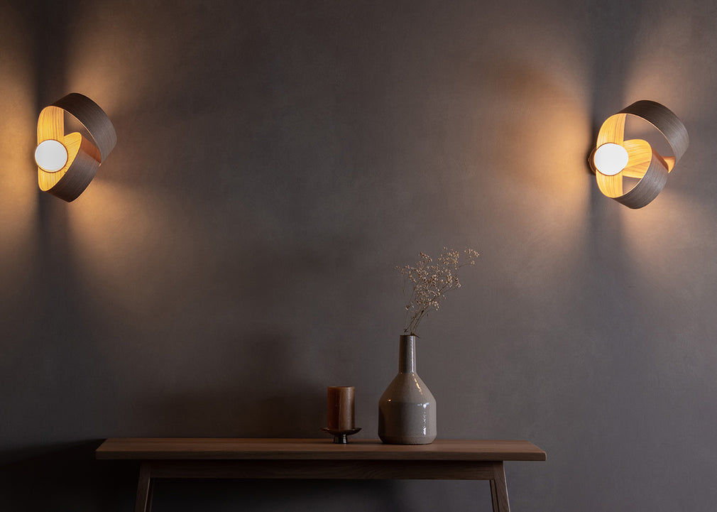 Verso Wall Light Oak