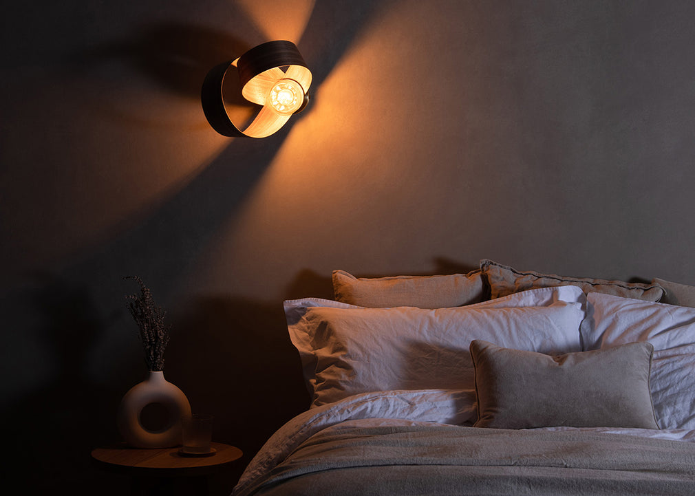 Verso Wall Light Oak
