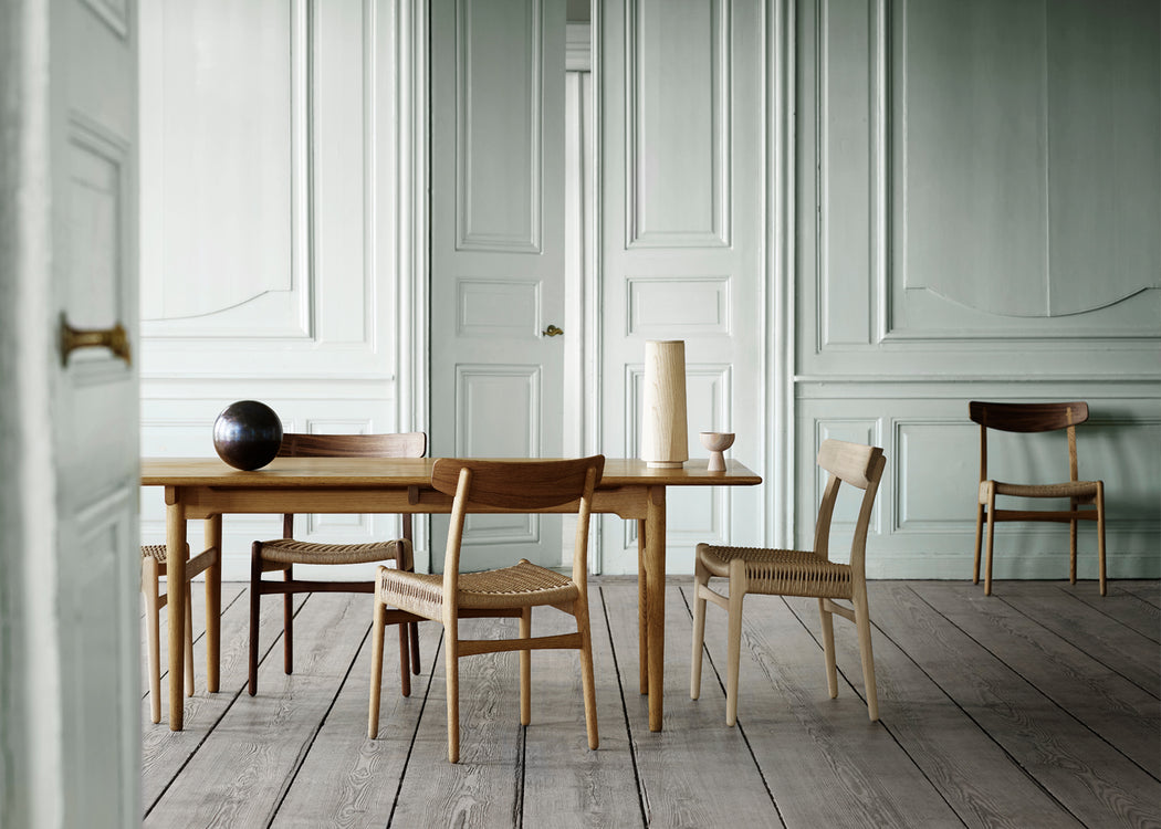 CH23 Dining Chair Oiled Oak & Walnut
