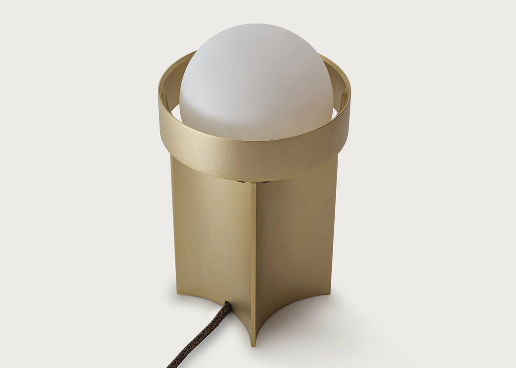 Loop Table Lamp Large / Gold