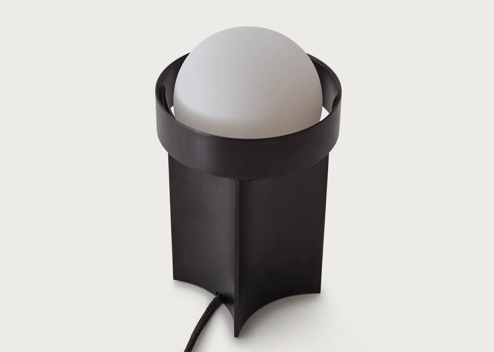 Loop Table Lamp Large / Gold