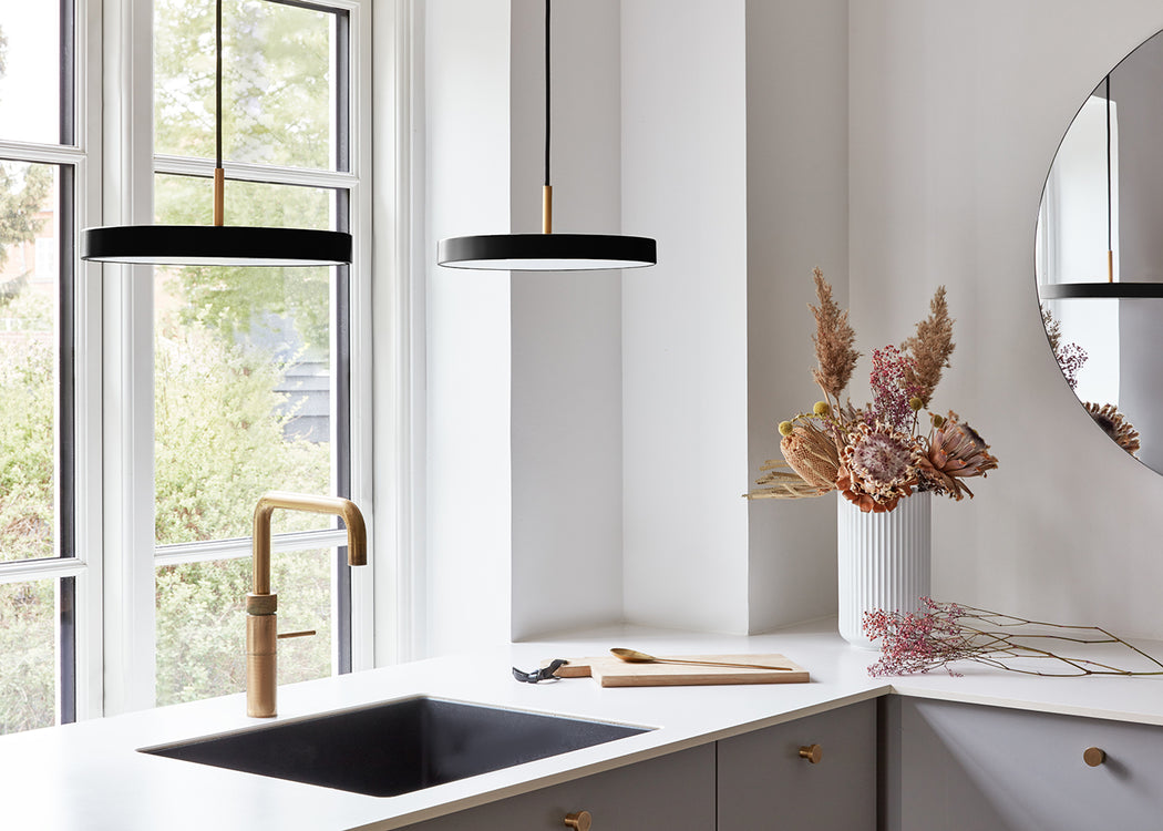 Asteria LED Pendant Light Pearl White / Medium