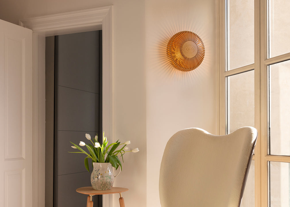 Clava Up Wall Light Medium / Natural Oak