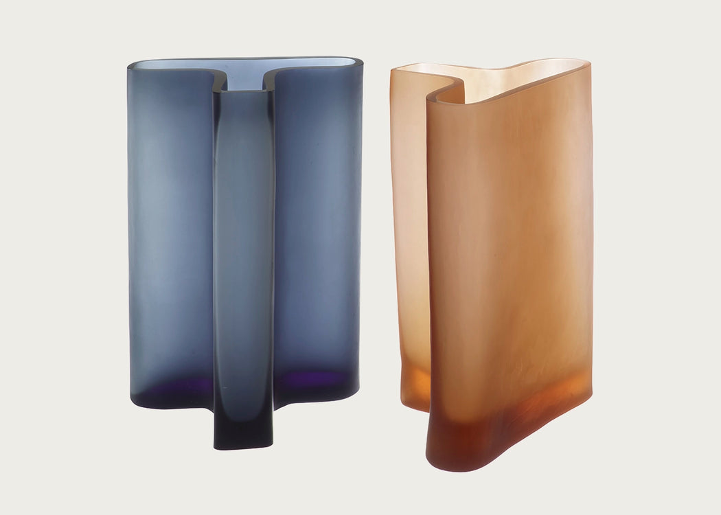 T Vase Peach / Small