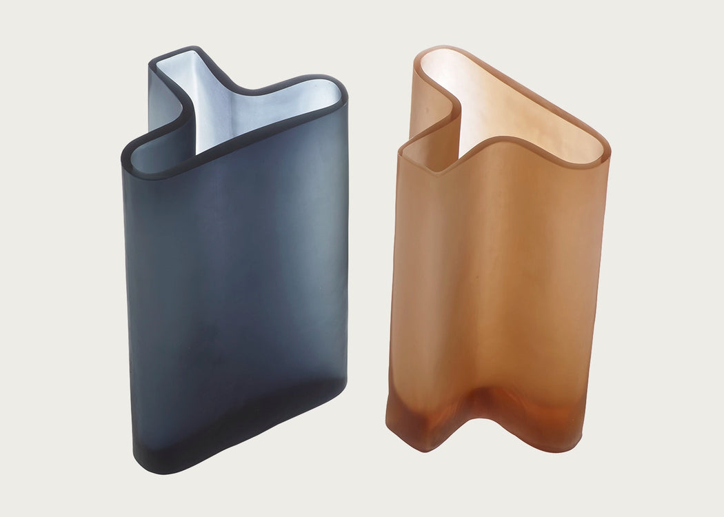 T Vase Peach / Small