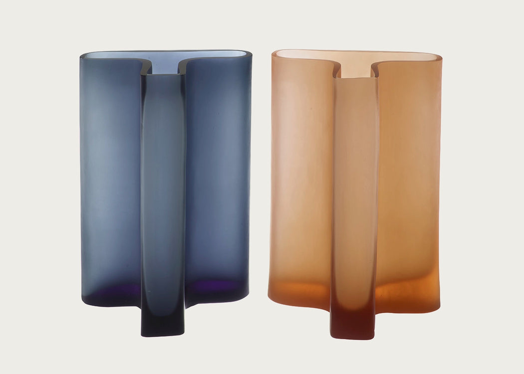 T Vase Peach / Small