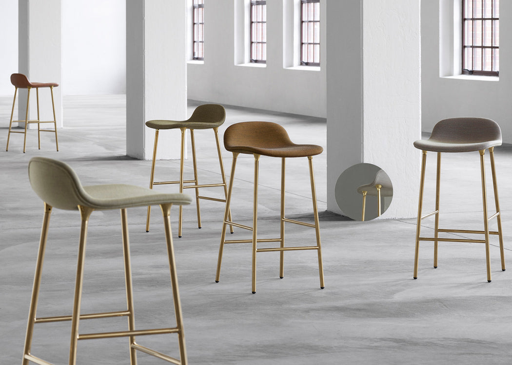 Form Barstool with Leather Seat Ultra Leather 41574 / Black Oak