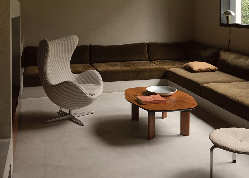 Egg Chair Grace Leather Walnut