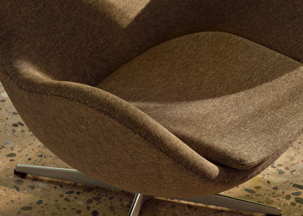 Egg Chair Grace Leather Walnut
