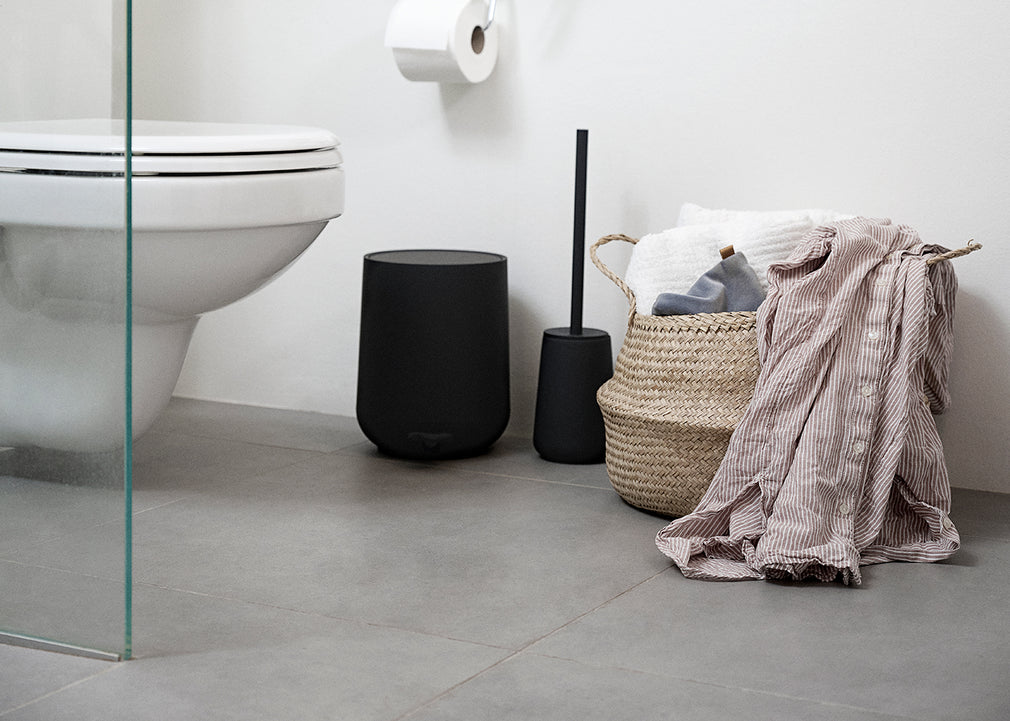 Nova One Toilet Brush Black