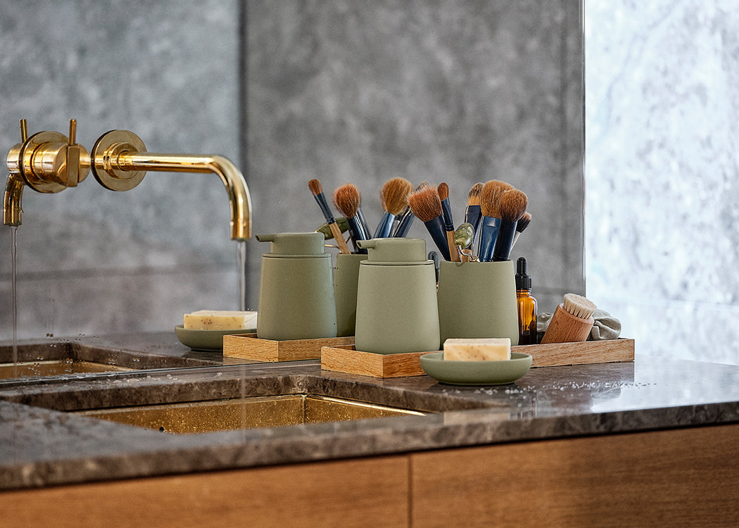 Nova One Toothbrush Holder Black