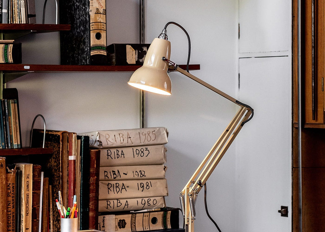 Original 1227 Desk Lamp National Trust Sage