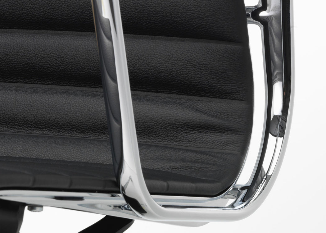 Aluminium Chair EA 117 Premium Leather Nero 66