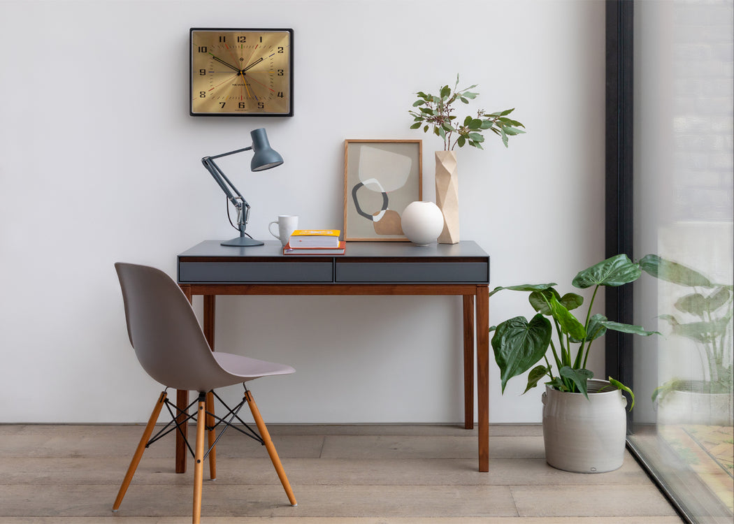 Lars Desk Grey