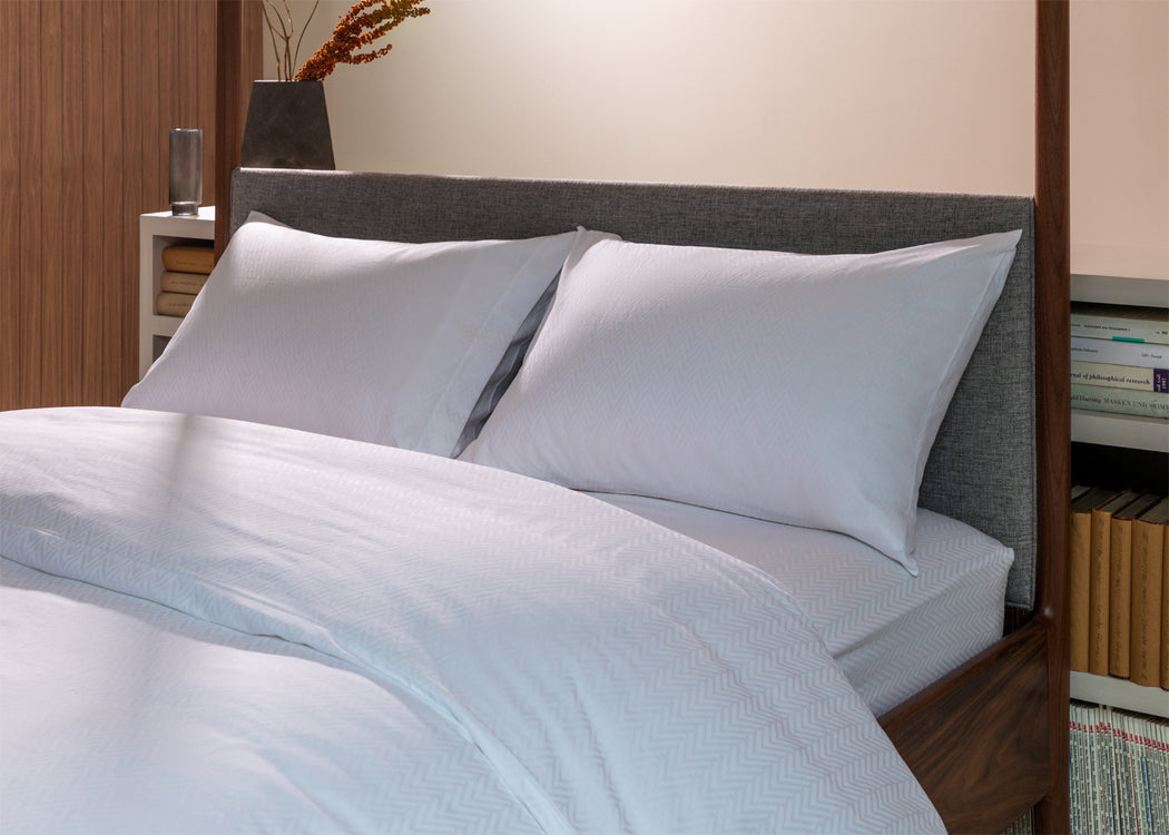 Marlow 4-Poster King Sized Bed Walnut