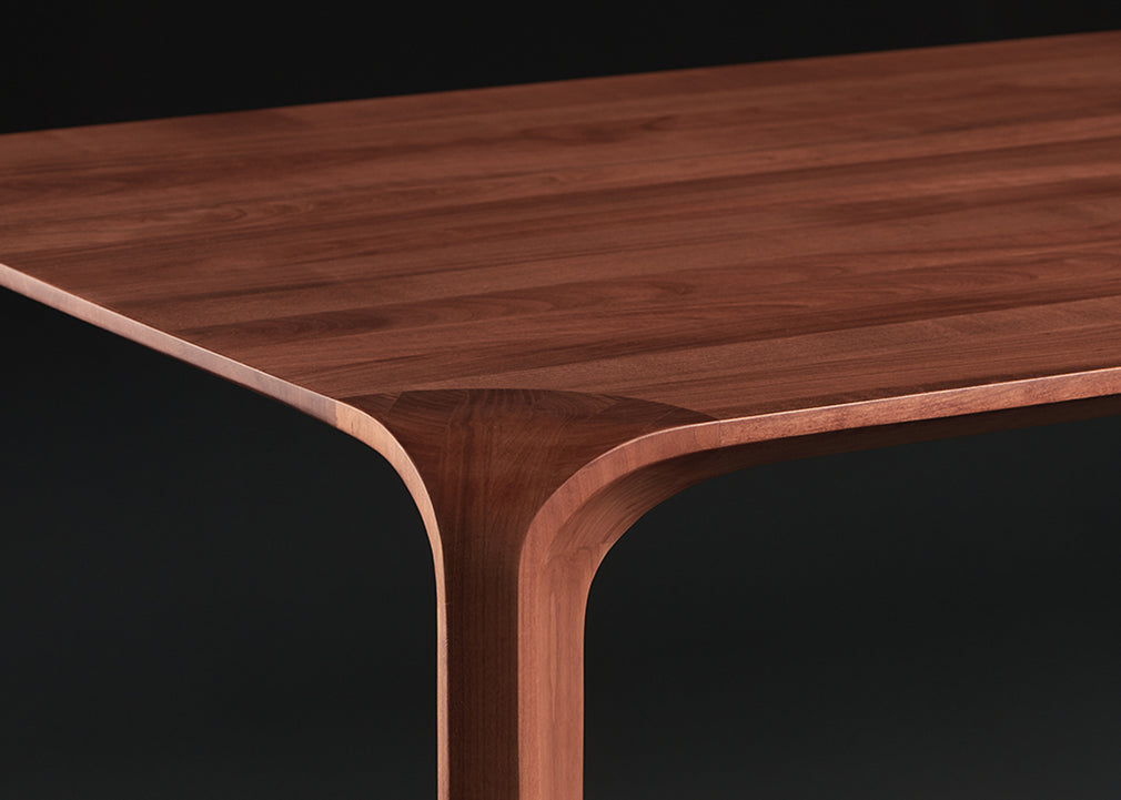 Flow Dining Table European Walnut / 180cm
