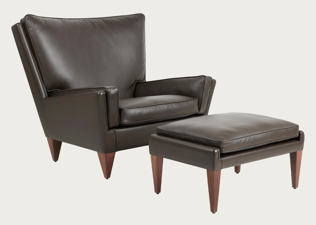 V11 Lounge Chair Smooth Leather Coffee