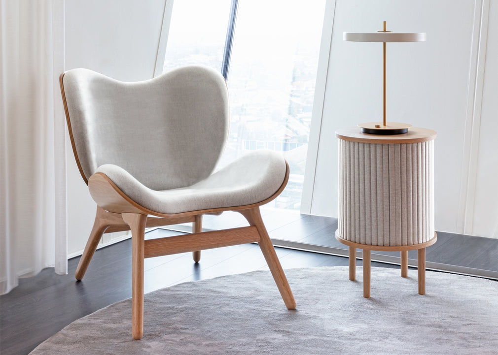 Audacious Side Table Black / Horizons Hazelnut