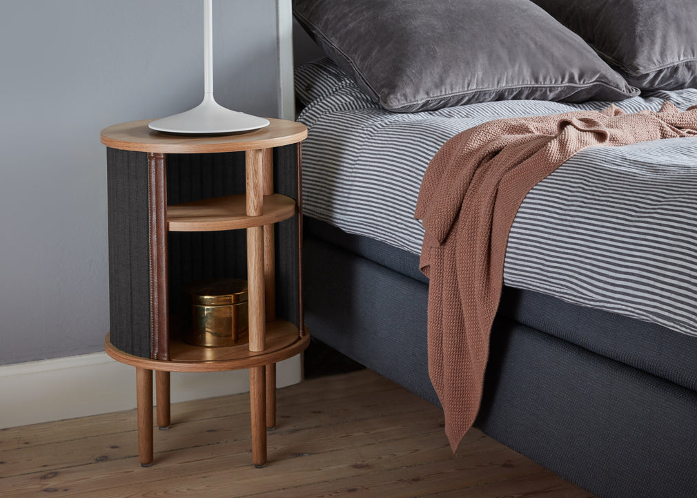 Audacious Side Table Black / Horizons Hazelnut