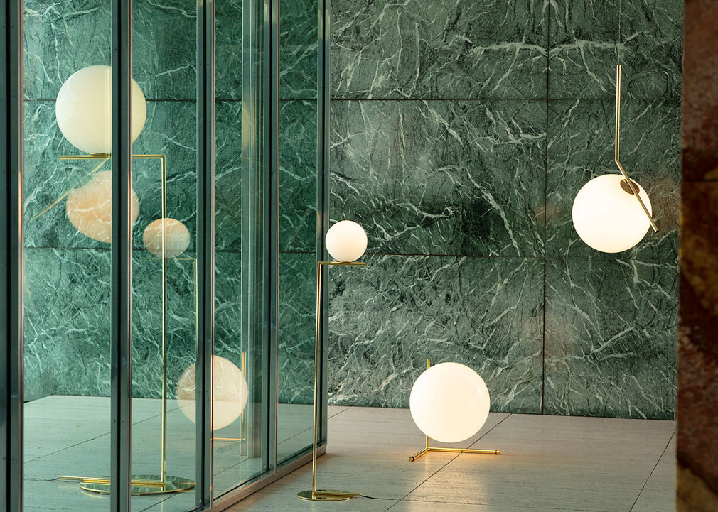 IC T3 Table Lamp Brass