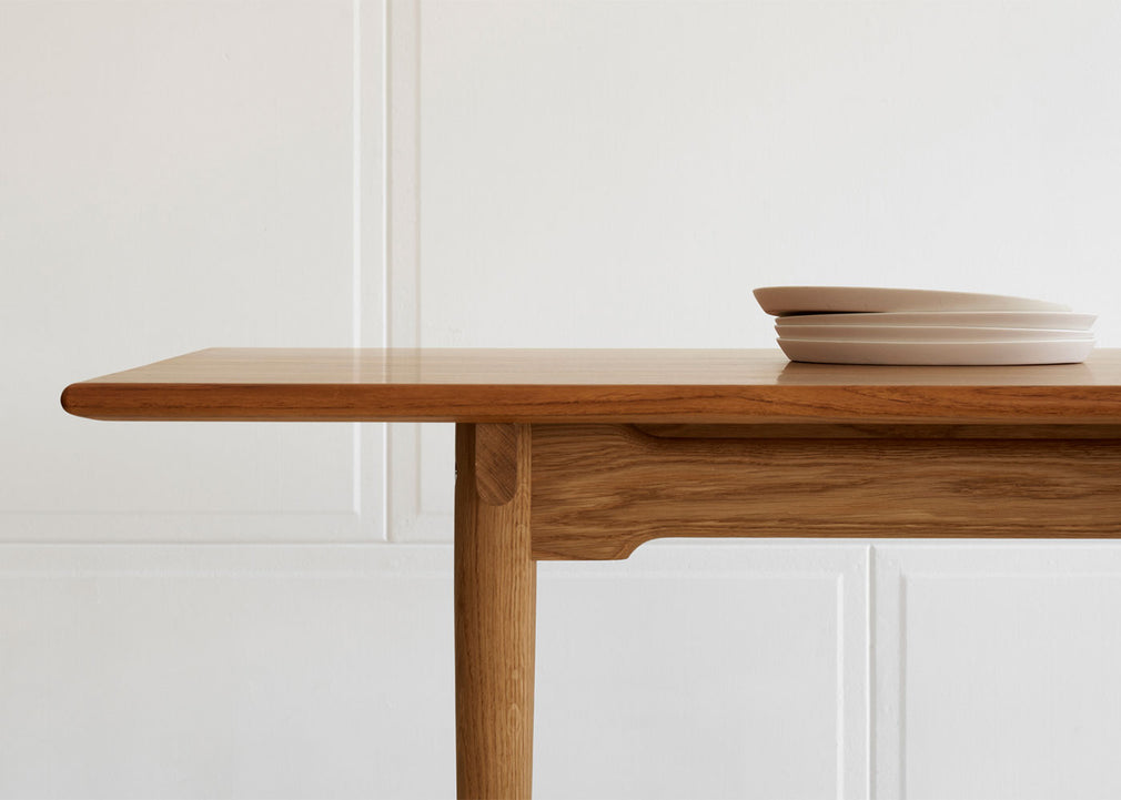 CH327 Dining Table 190 x 95cm / Oiled Oak